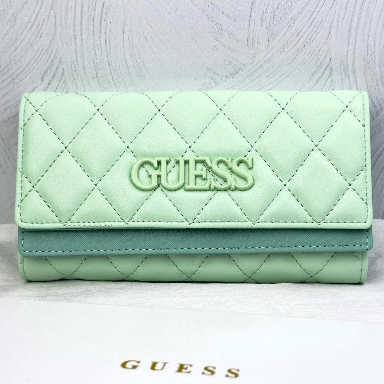 BILLETERA GUESS